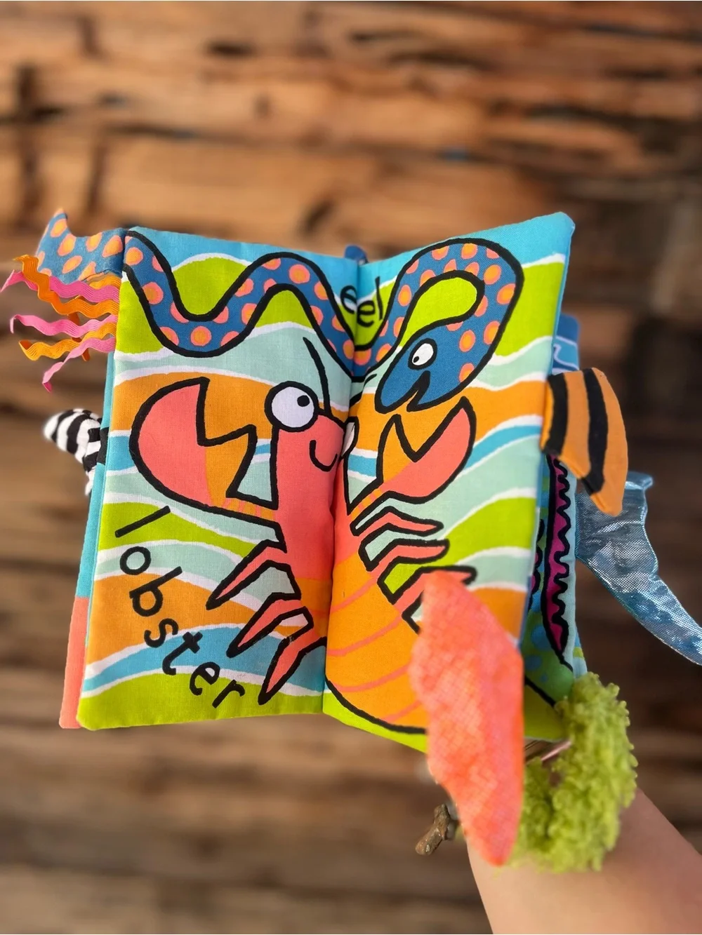 JELLYCAT | “Sea Tails” Colorful Baby Cloth Book
